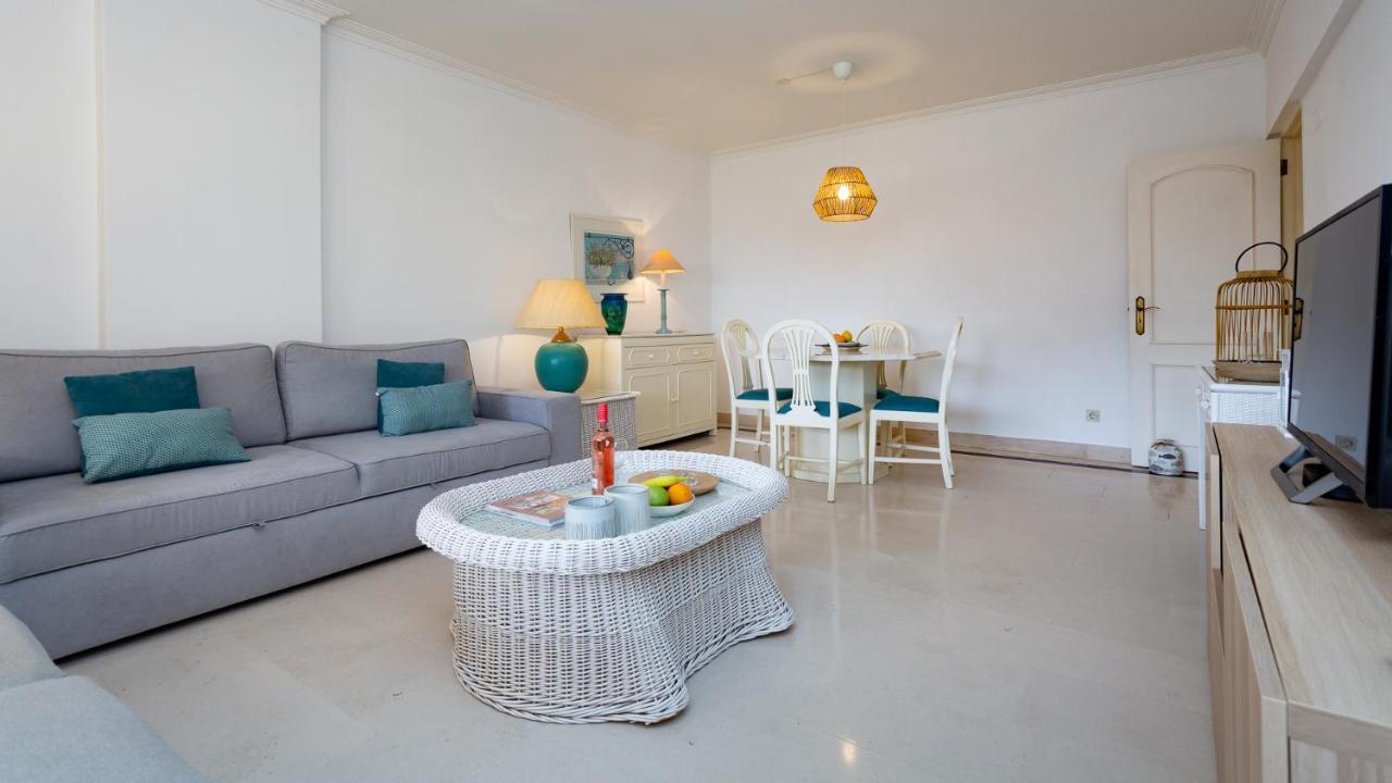 Marina 2Bdr Apartment With Balcony & Pool - 5Min From Beach By Lovelystay クアルテイラ エクステリア 写真